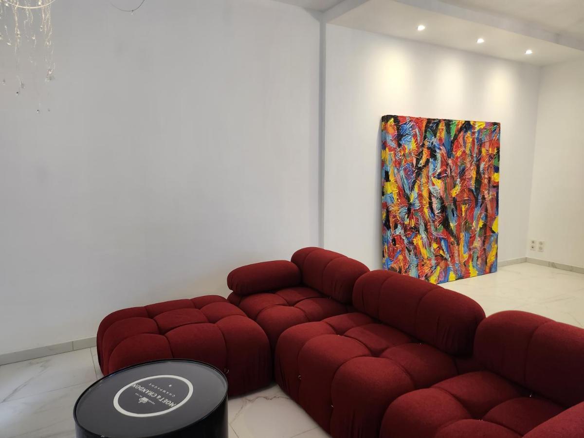 Maison Face A L'Abbaye D'Hautvillers - 2 Bedrooms 2 Bathrooms, Parking Exteriér fotografie
