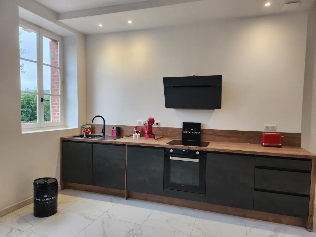 Maison Face A L'Abbaye D'Hautvillers - 2 Bedrooms 2 Bathrooms, Parking Exteriér fotografie